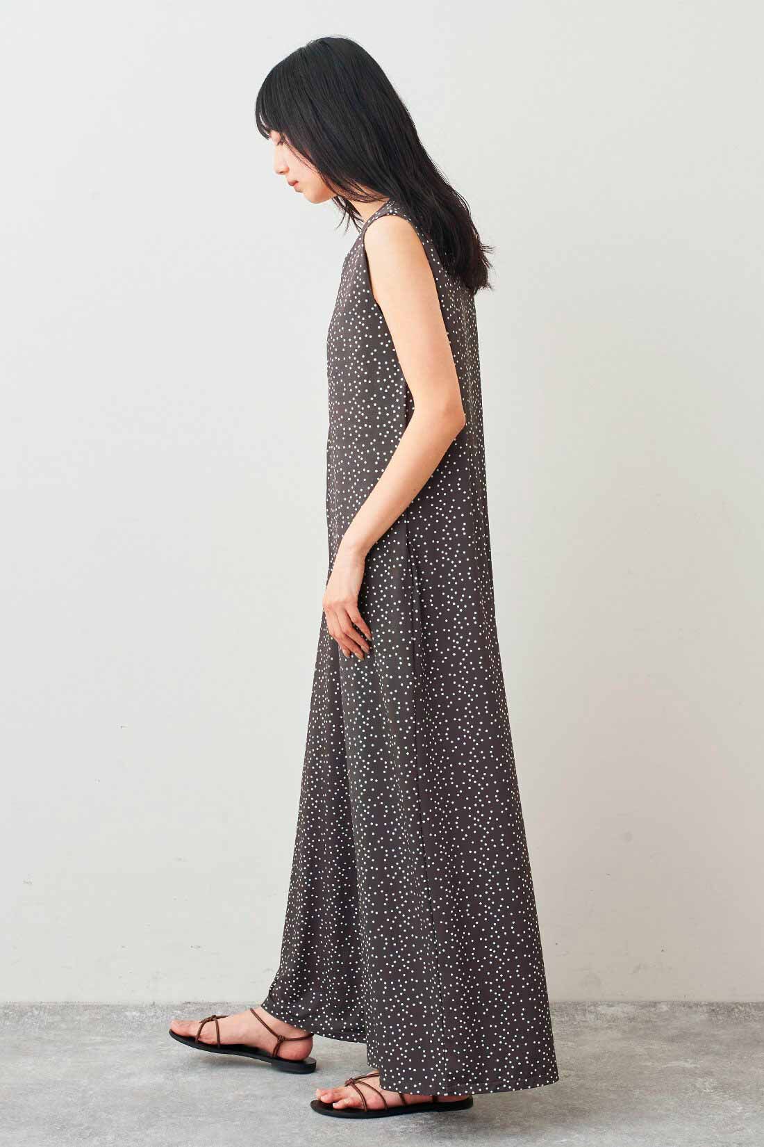 Live in  comfort|リブ イン コンフォート はまじとコラボ 着心地グンと伸びやかな 接触冷感カットソーオールインワン〈アッシュグレー〉
