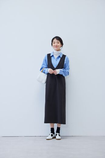 Live in  comfort | ぐい伸びジャンパースカート〈ＢＫ〉リブイン