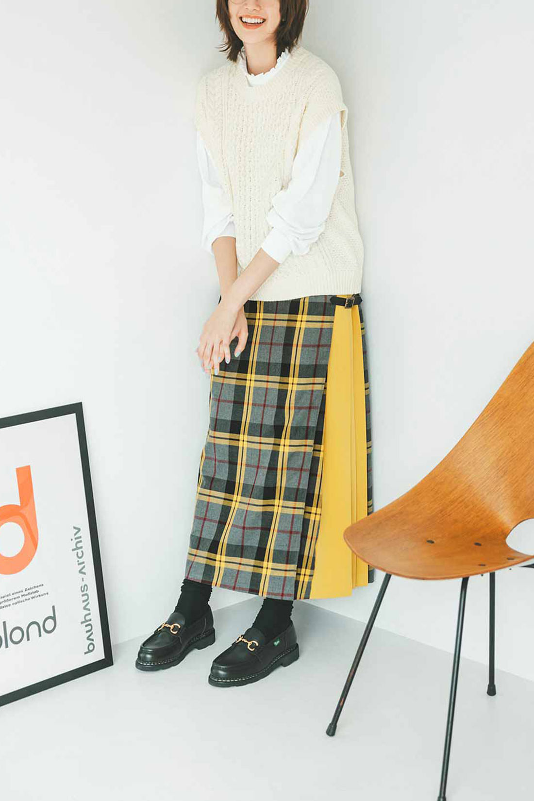 Live in  comfort|リブ イン コンフォート 人気スタイリスト 石上美津江さんとつくった カットソートップスとニットベストのセット〈ホワイト＆アイボリー〉