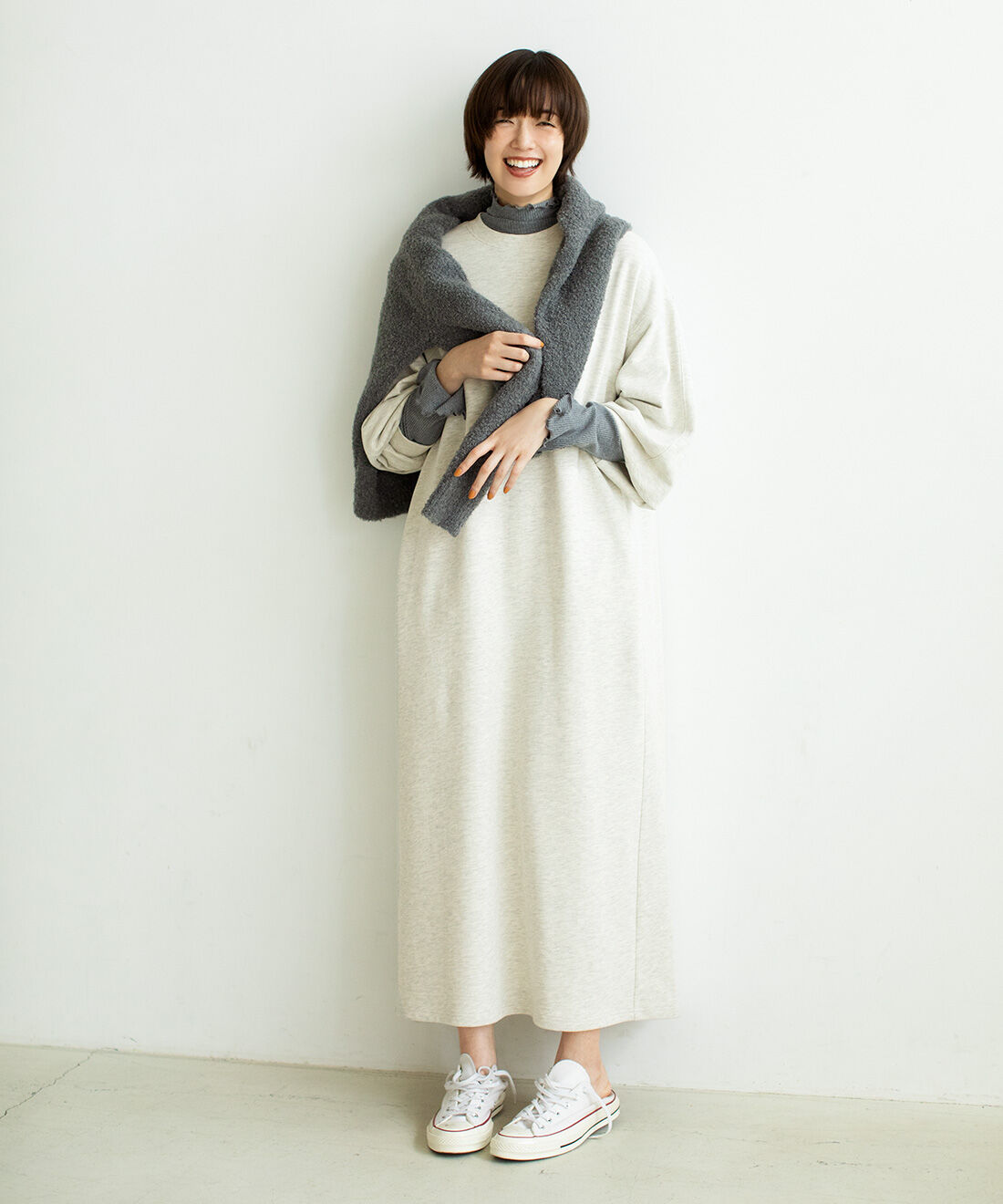 Live in  comfort|リブ イン コンフォート 栞里ちゃんとつくった シルエットにこだわった 着心地らくちん 裏毛デザインワンピース