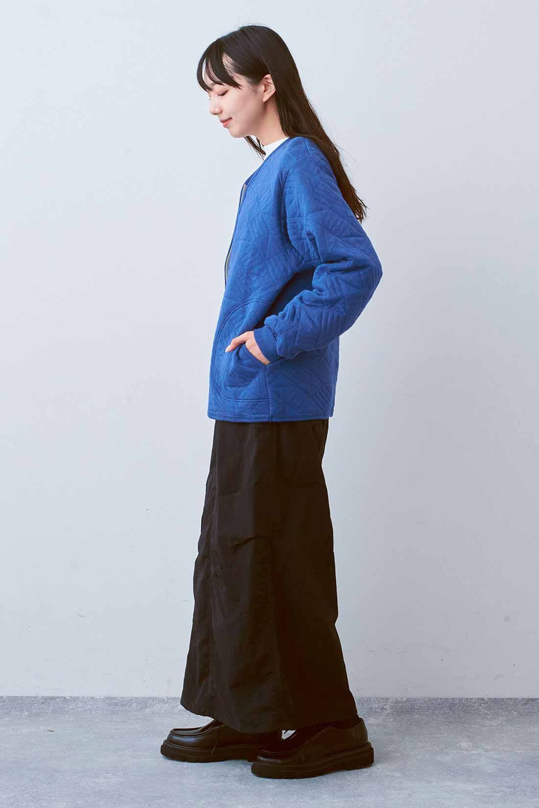 Live in  comfort|リブ イン コンフォート 季節の変わり目に大活躍する ふかふかキルティングカットソーブルゾン〈ブルー〉