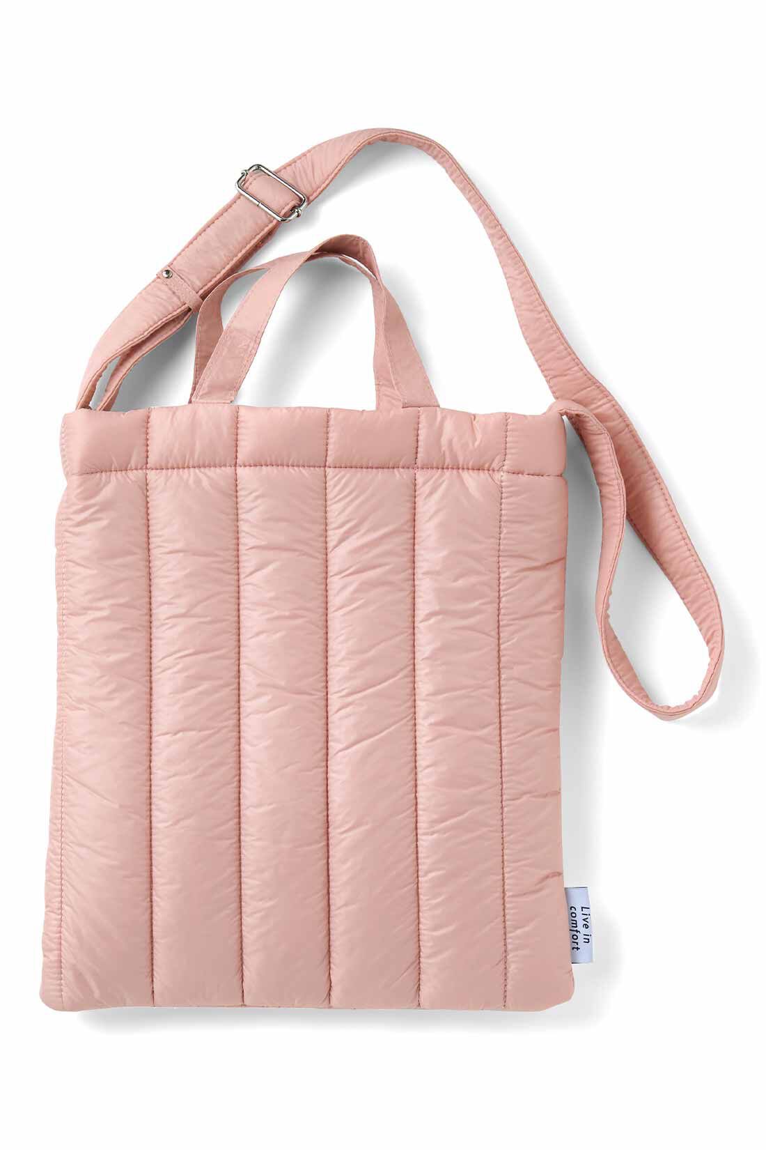 Live in  comfort|リブ イン コンフォート 軽やかに手ぶらでお出かけ！ ふかふかキルティングショルダーバッグ|〈ピーチピンク×ライトグレー〉