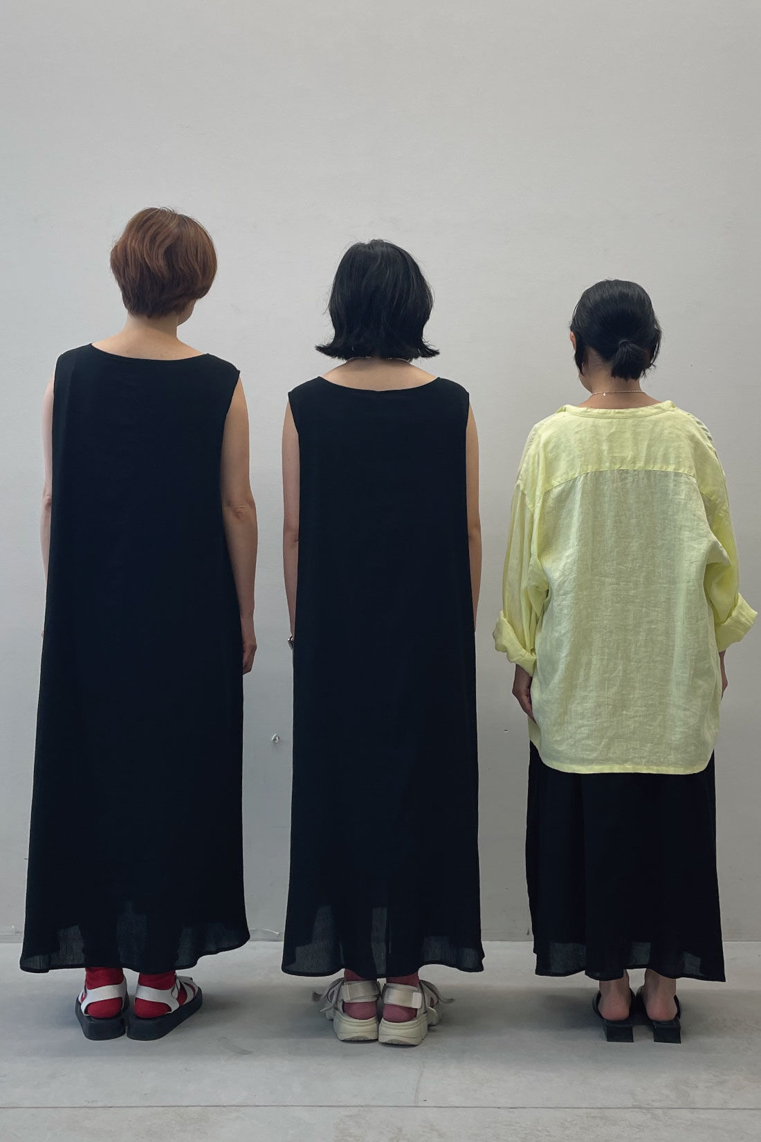 Live in  comfort|リブ イン コンフォート 栞里ちゃんとつくった 楊柳素材が涼しげな 大人のノースリーブワンピース〈ブラック〉