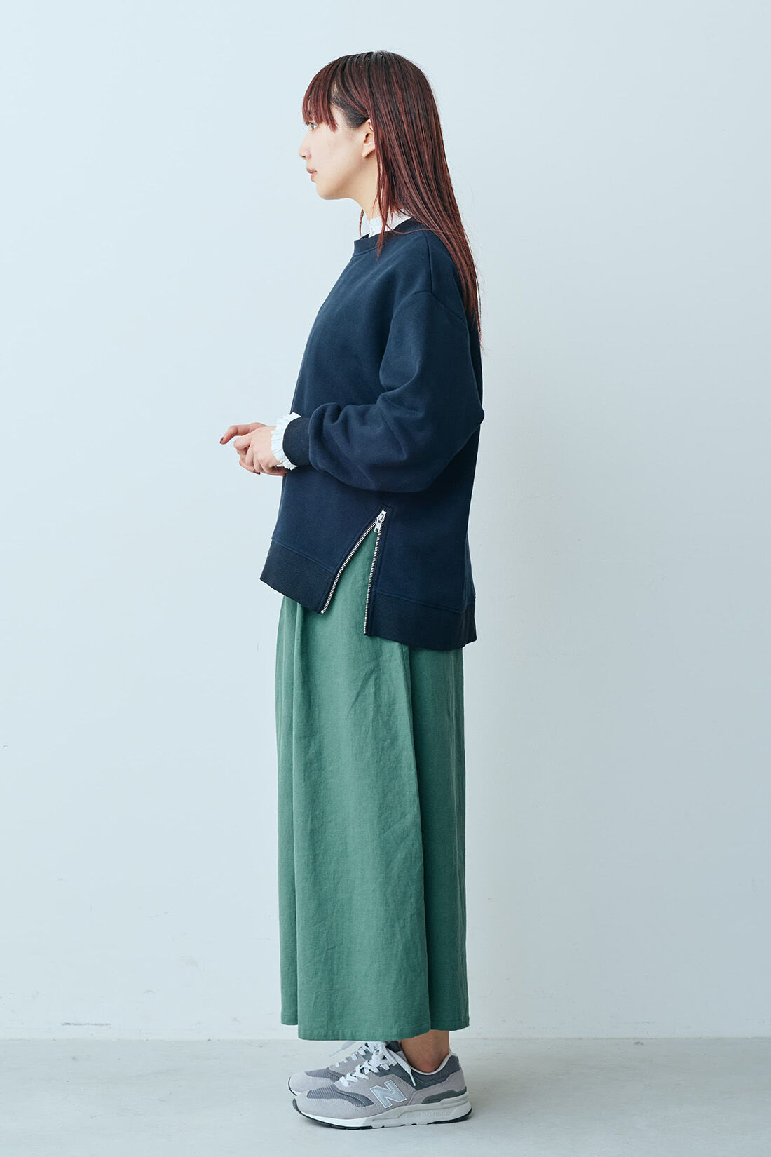 Live in  comfort|リブ イン コンフォート　Ｌｉｖｅ　Ｌｏｖｅ　ＣｏｔｔｏｎⓇプロジェクト　大人っぽく着られる　すそファスナースウェットトップス 〈ブラック〉