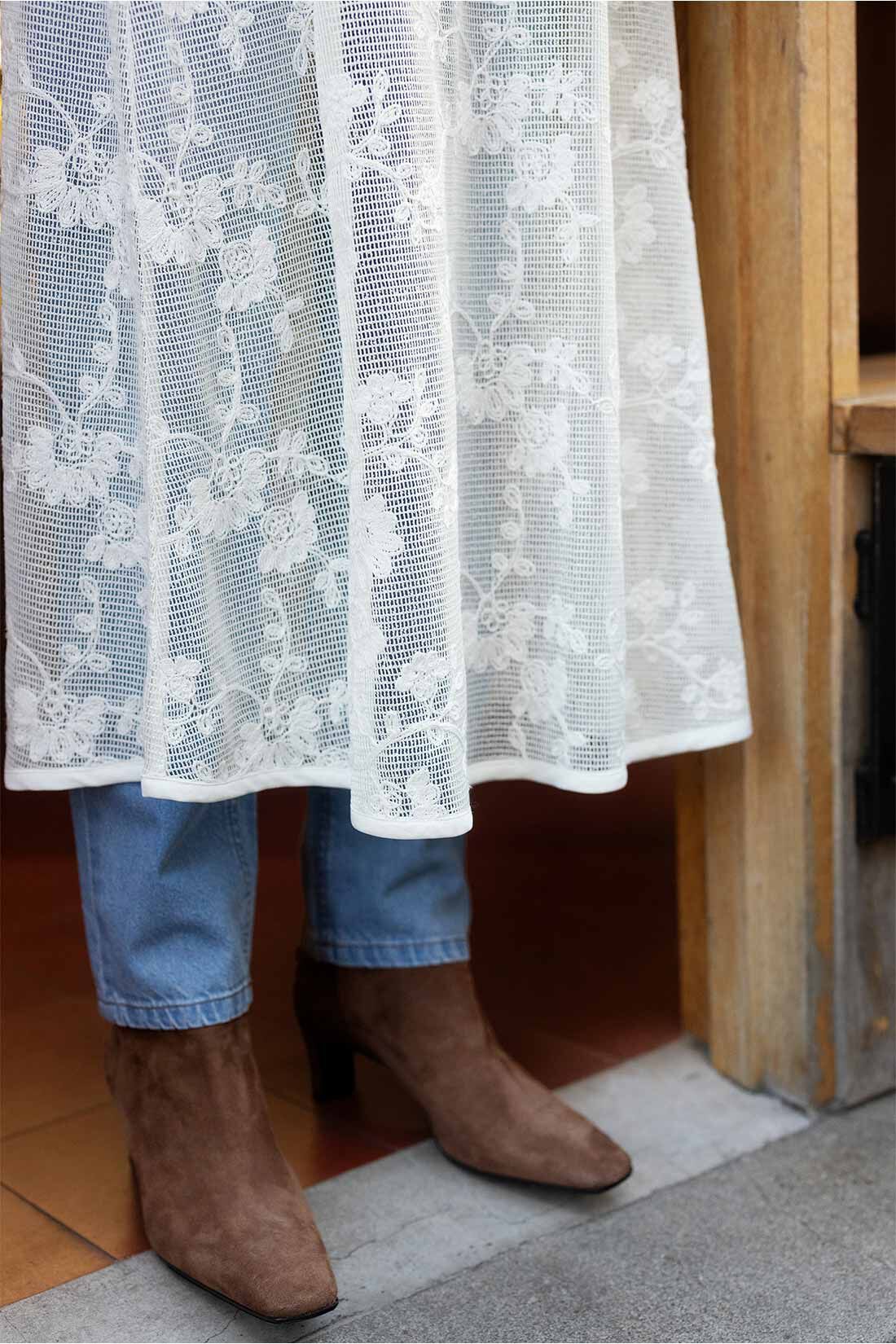 Live in  comfort|リブ イン コンフォート トレンドライクでおしゃれ見えする レースのキャミワンピース
