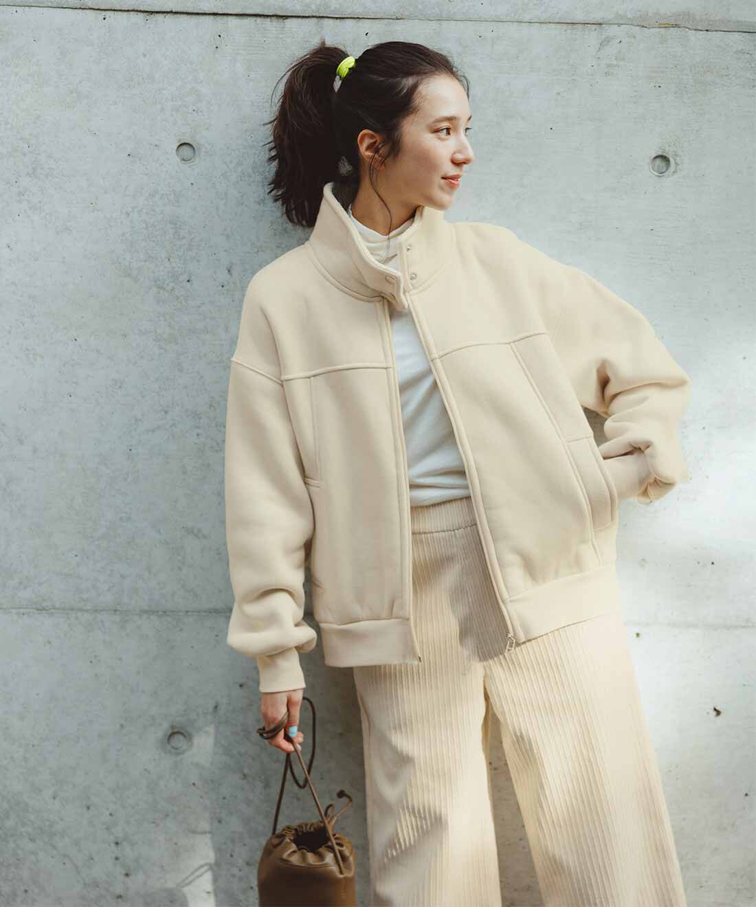 Live in  comfort|リブ イン コンフォート 軽やかなはき心地でキレイ見え！ ぬくぬくしあわせな裏ボアライトコーデュロイパンツ