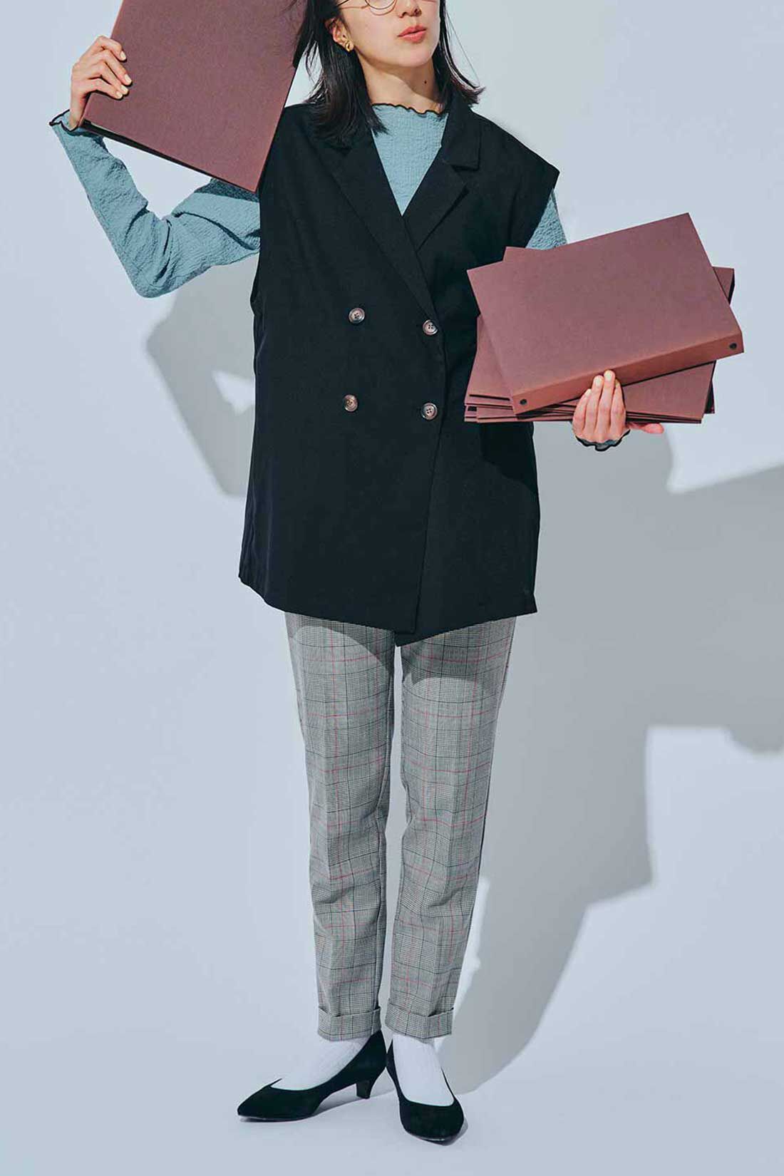 Live in  comfort|リブ イン コンフォート　ちょい足しでオシャレ度アップ！ コットン混のぽこぽこトップス〈ブラック〉|これは参考画像です。お届けするカラーとは異なります。