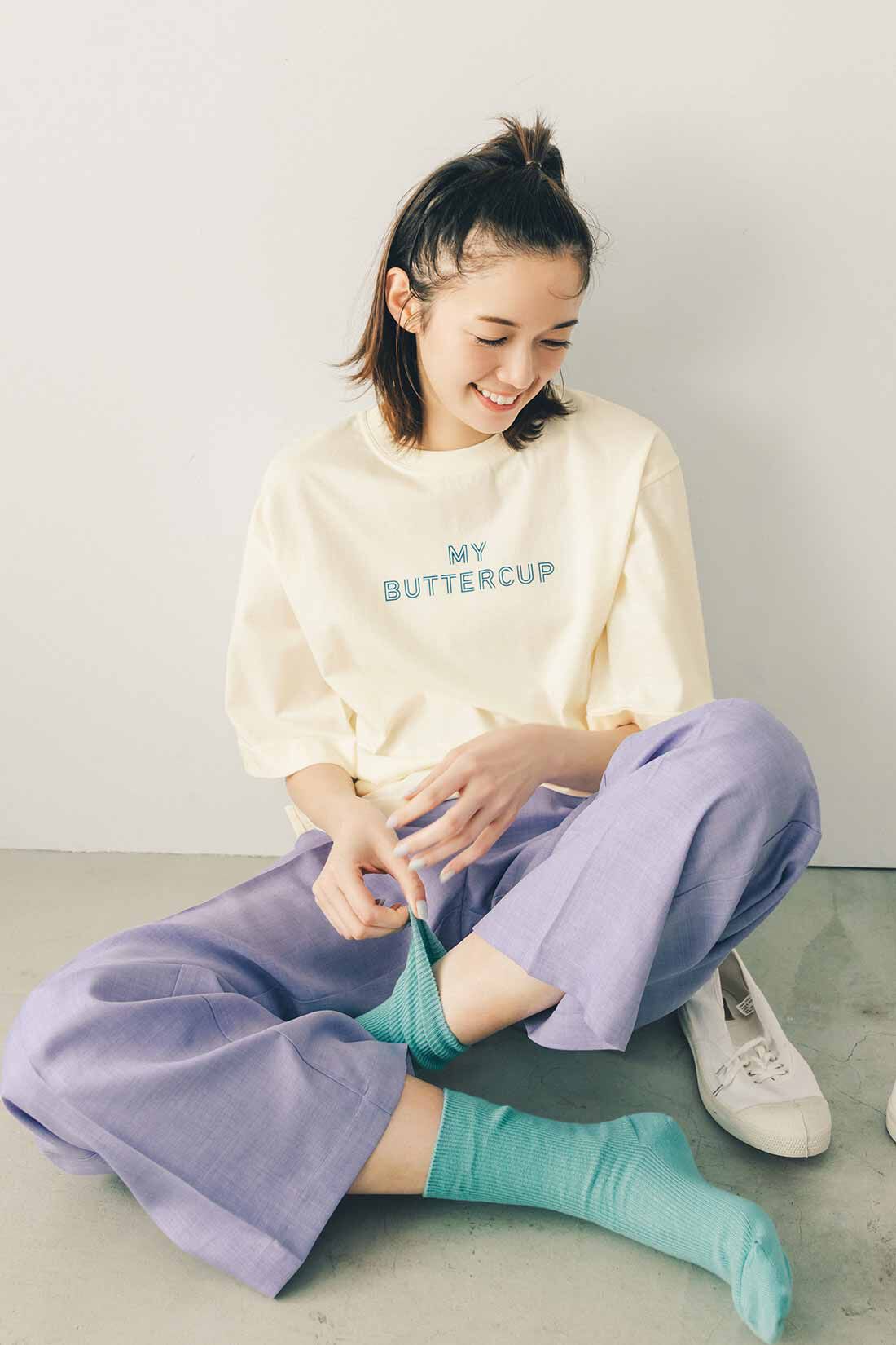 Live in  comfort|リブ イン コンフォート×500色の色えんぴつコラボ トルコオーガニックコットン五分袖Tシャツ