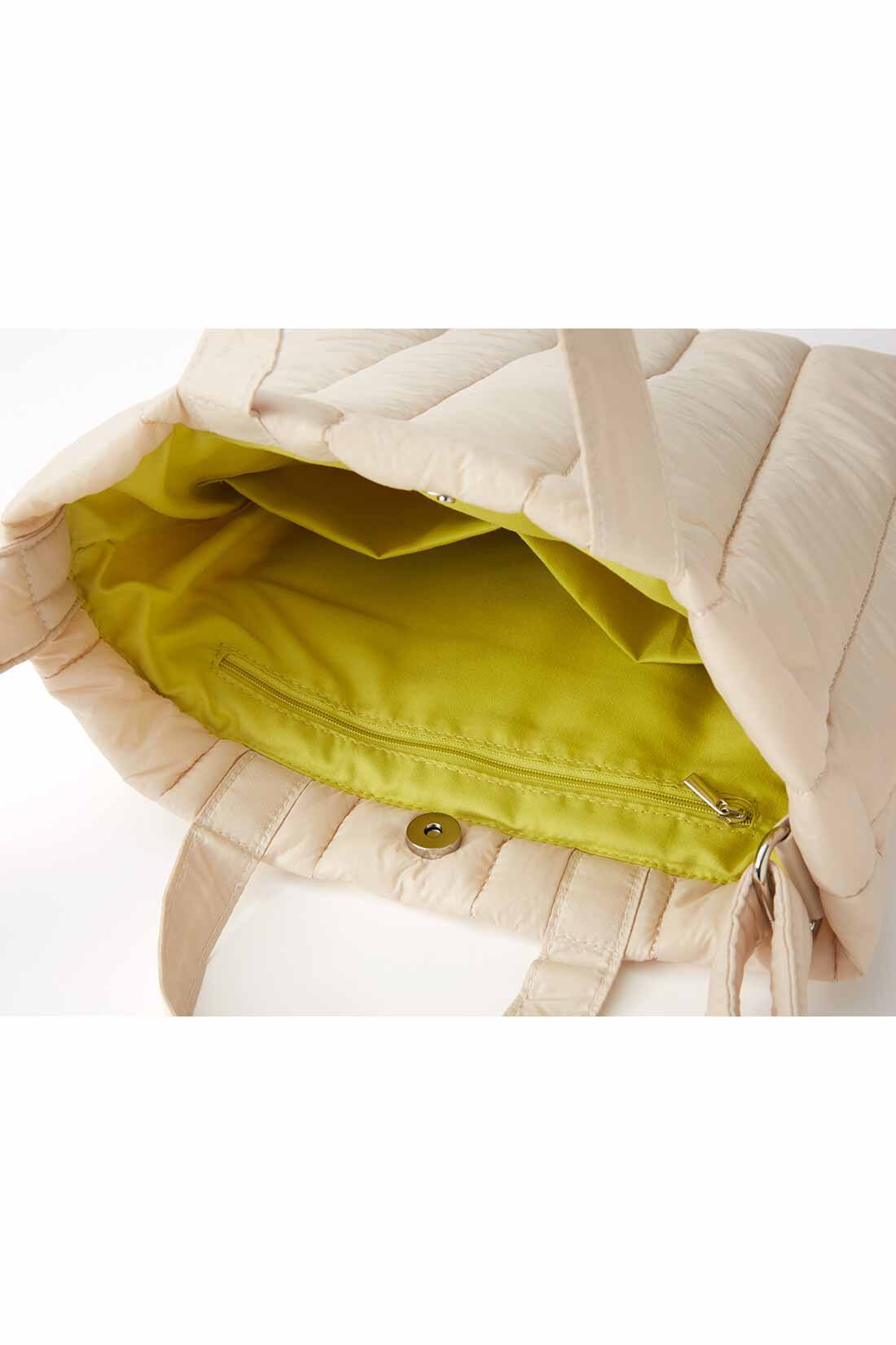 Live in  comfort|リブ イン コンフォート 軽やかに手ぶらでお出かけ！ ふかふかキルティングショルダーバッグ