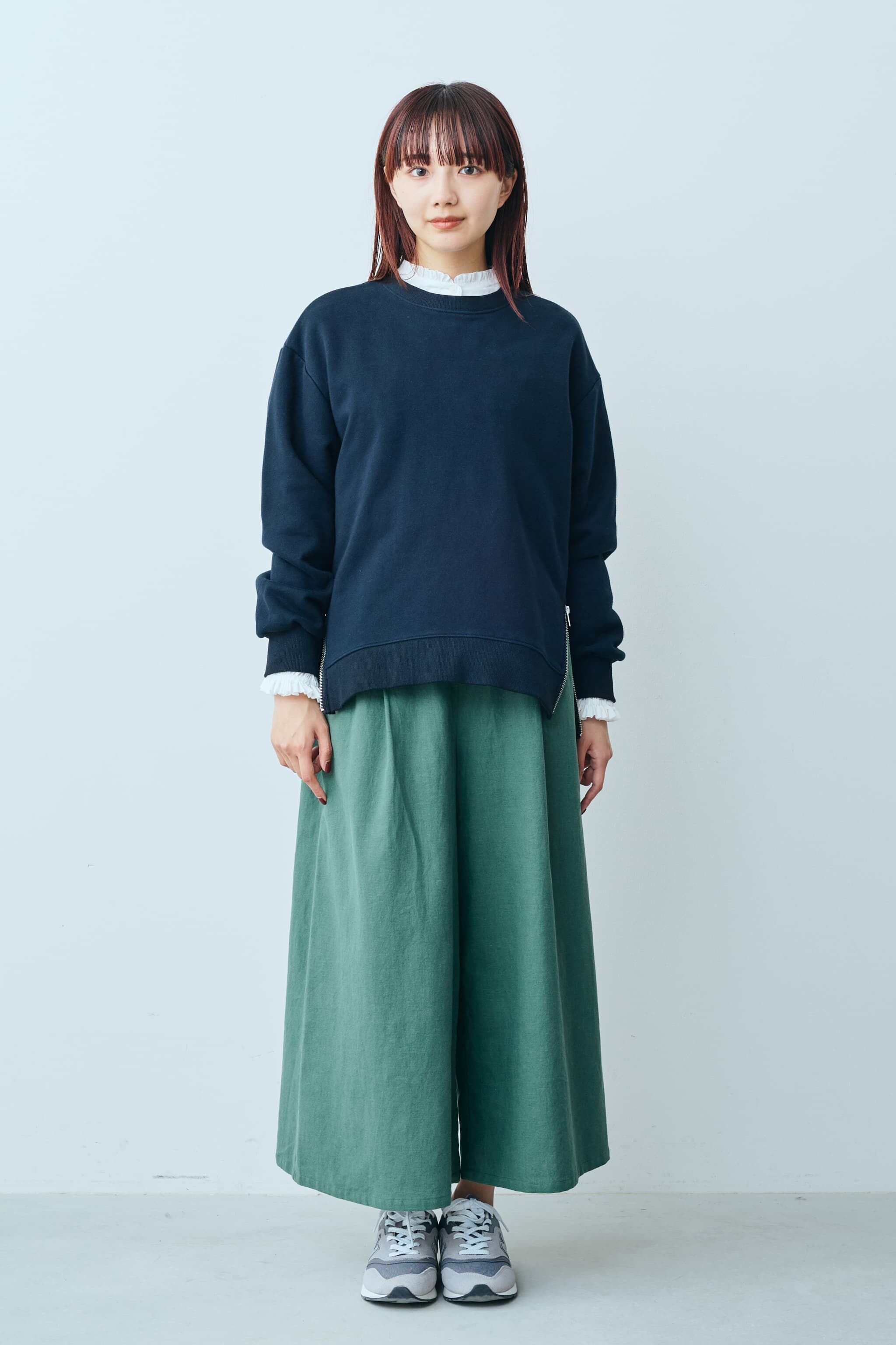 Live in  comfort|リブ イン コンフォート　Ｌｉｖｅ　Ｌｏｖｅ　ＣｏｔｔｏｎⓇプロジェクト　大人っぽく着られる　すそファスナースウェットトップス 〈グレイッシュベージュ〉