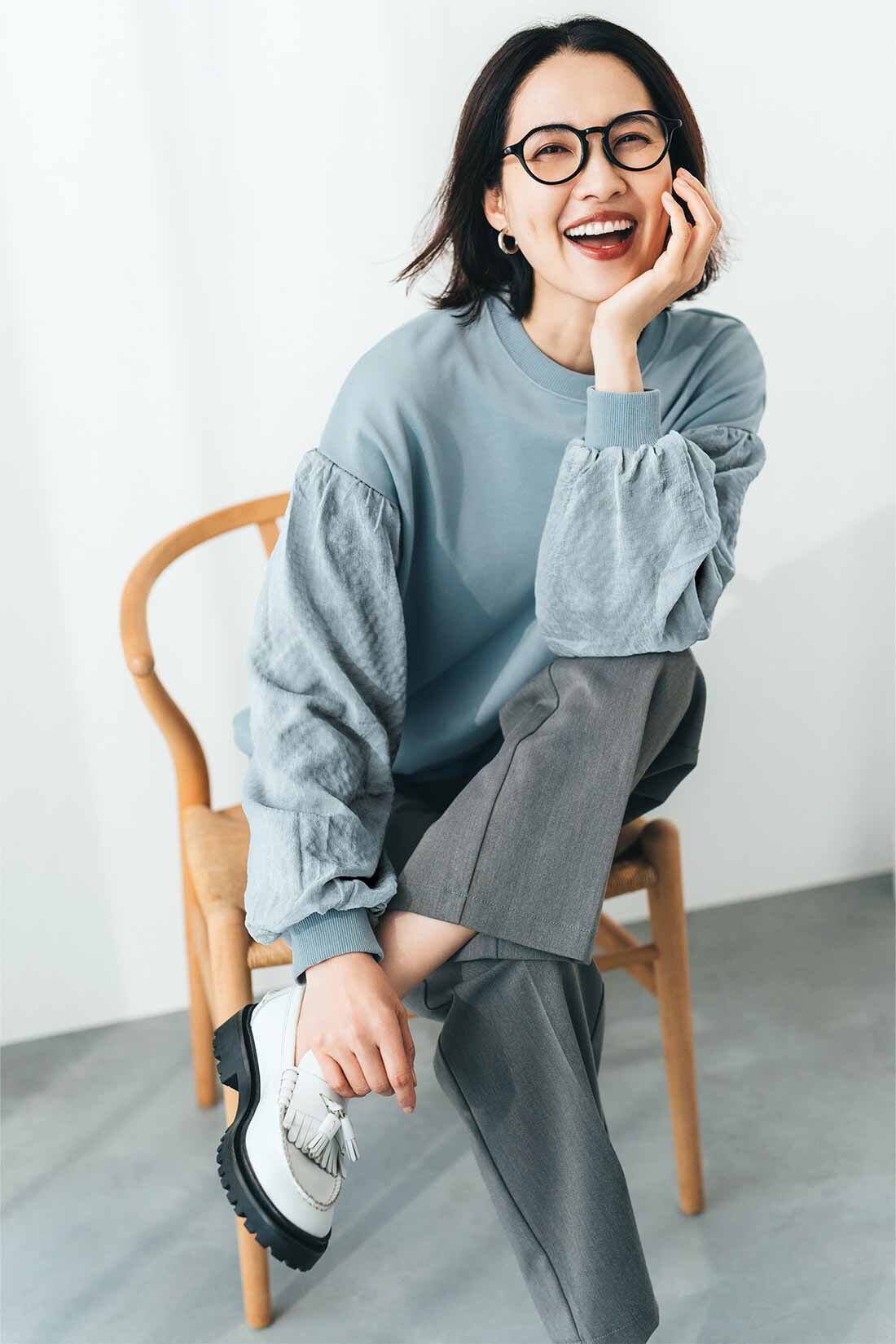 Live in  comfort|リブ イン コンフォート 品よく着映える 大人専用袖ふんわりシフォンスウェットトップスの会