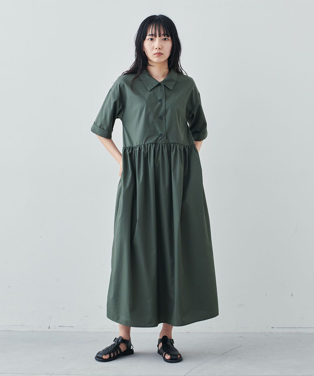 Live in  comfort|リブ イン コンフォート シンプルライフ研究家 マキさんとつくった お出かけ顔の撥水（はっすい）素材シャツワンピース
