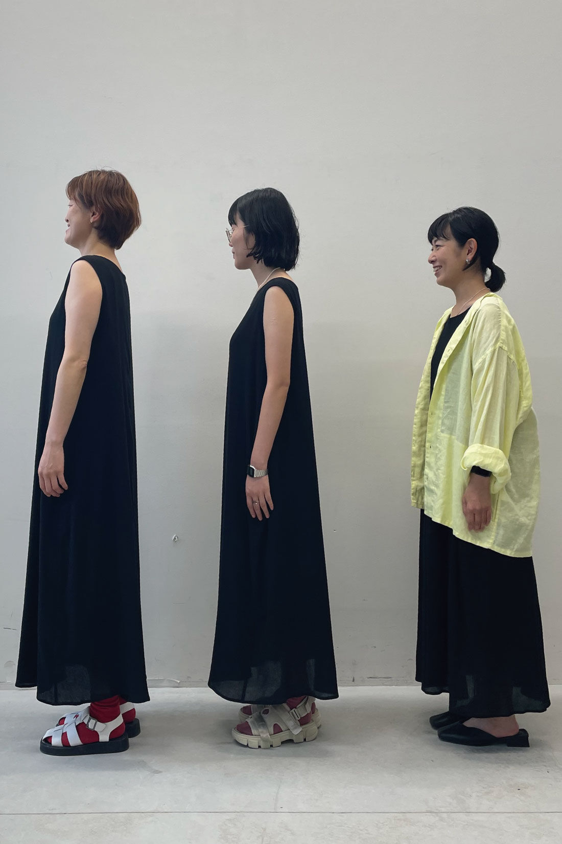 Live in  comfort|リブ イン コンフォート 栞里ちゃんとつくった 楊柳素材が涼しげな 大人のノースリーブワンピース〈ブラック〉（WEBサイズ）