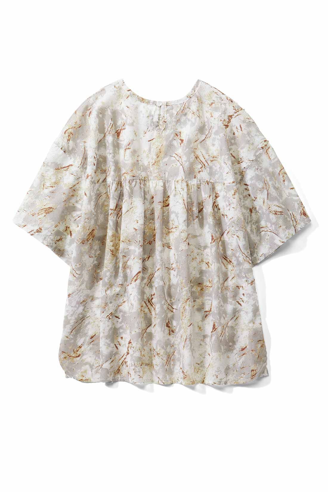 Live in comfort［リブインコンフォート］|リブ イン コンフォート ふわりと風が通りぬける シアーコットンプルオーバー〈ニュアンスグリーン〉|BACK お届けするカラーとは異なります。