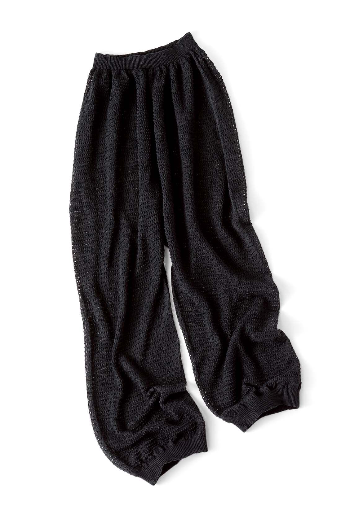 Live in  comfort|リブ イン コンフォート　さらりと風を通して涼やかな コットン混メッシュのすそくるりんペチパンツの会【おはだが気になるみんなへ】|ブラック