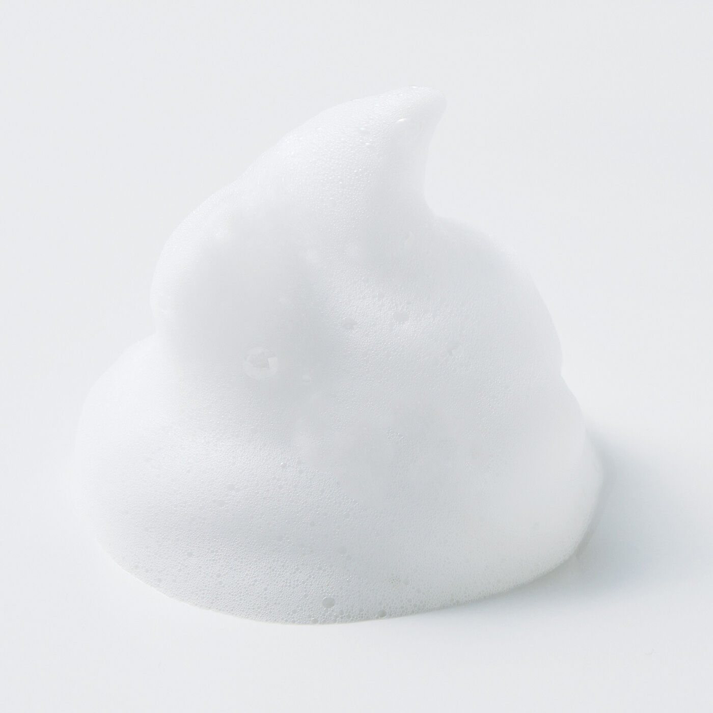flufeel|母のおもいやりから生まれた　弱酸性の泡でやさしくケア　デリケートゾーン用泡ウォッシュの会|泡がそのまま出てくるからめんどうな泡立て不要。