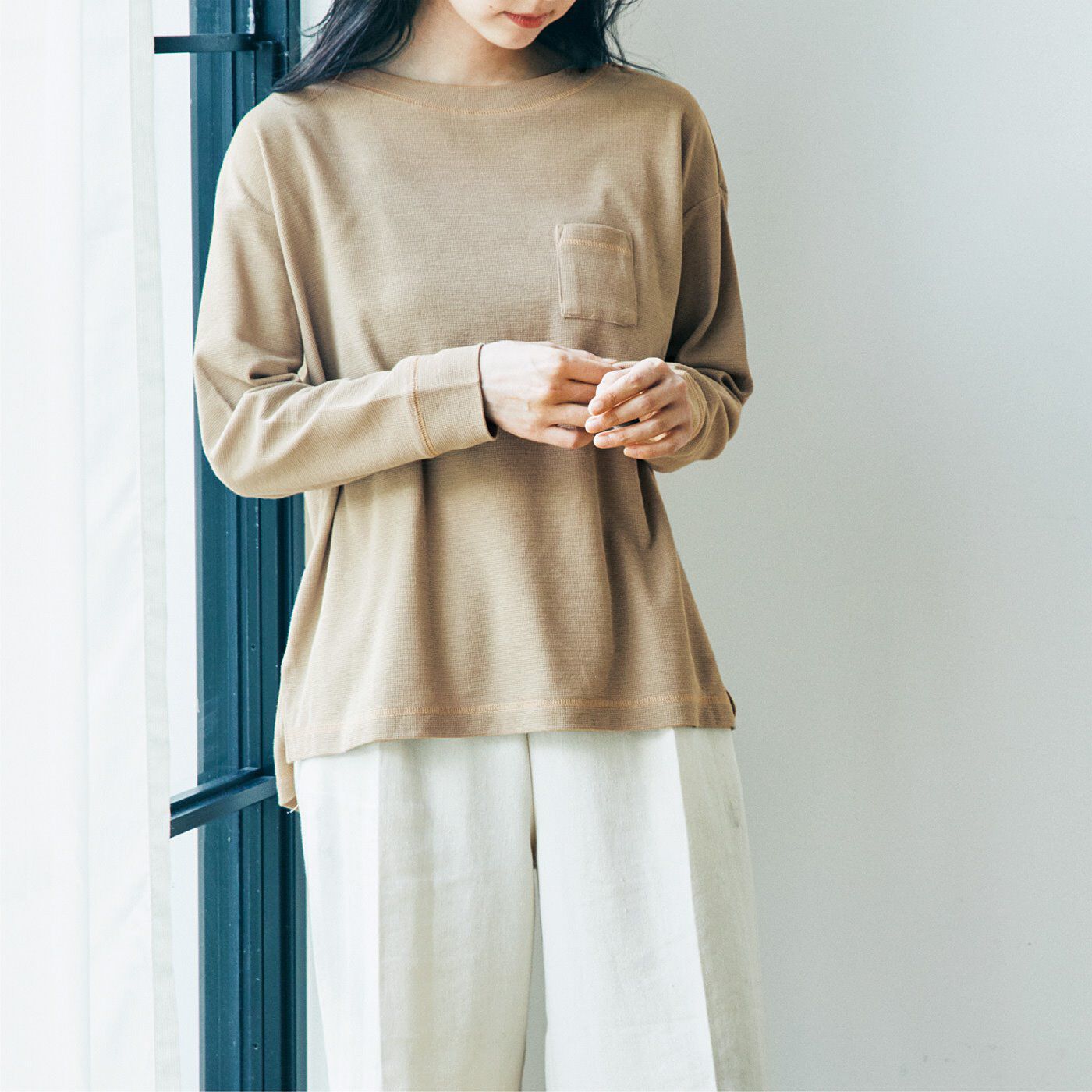 flufeel|お部屋時間を快適に過ごそう　綿混ワッフル素材のセットアップウェアの会|トップスはカジュアルコーデにも活躍。