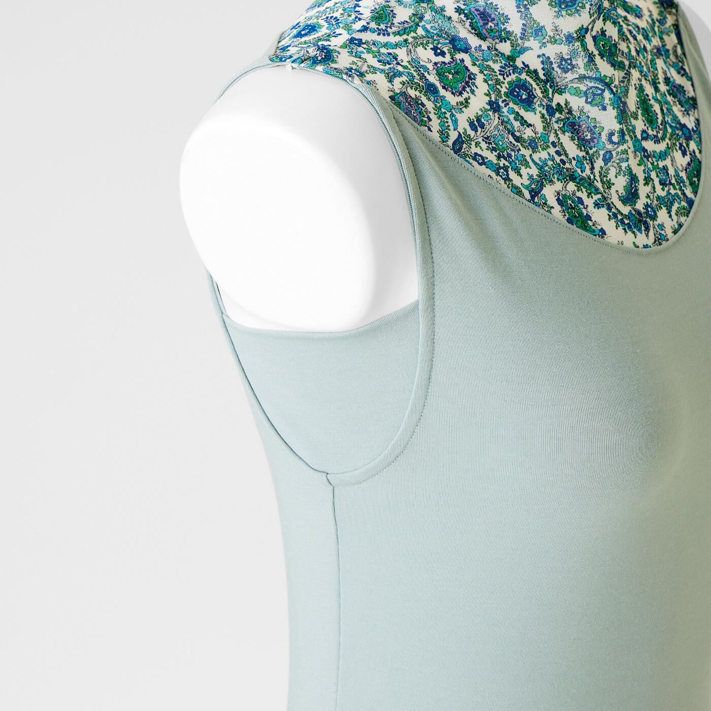 flufeel|華やかメッシュで首もとカバー　デコルテファンデ　基礎化粧インナー|わきパッド付きで汗の不快感も軽減。