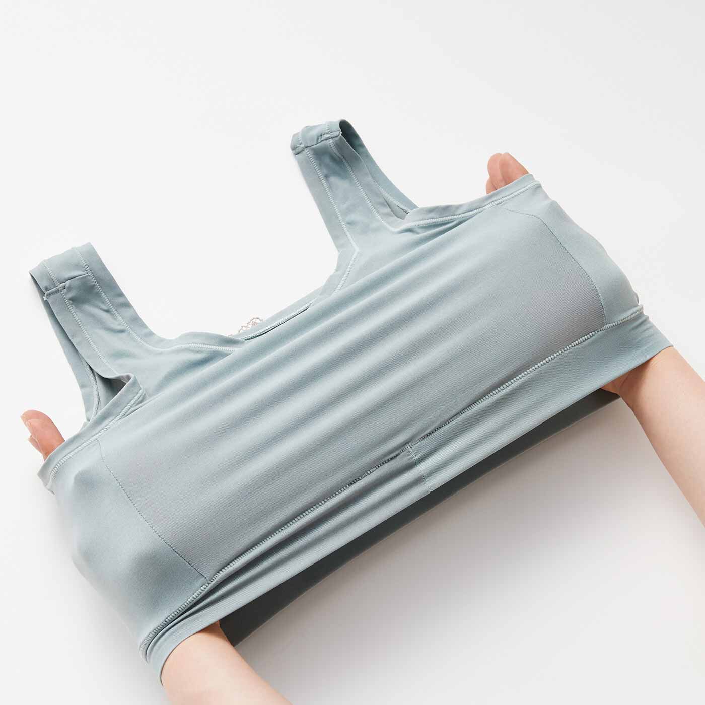 flufeel|ユルセルフ 何もしたくない日の味方 レースでバストと気持ちもぐーんと包む しあわせ感じるブラの会|薄い高伸縮素材で、ゴムなしでものびのびとフィット。