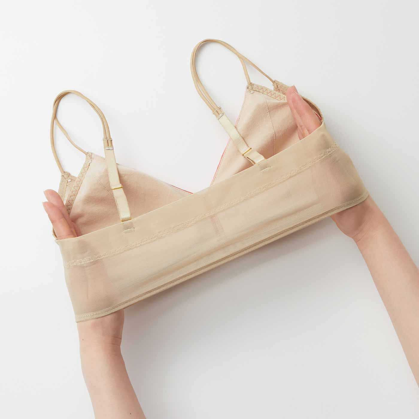 flufeel|MEDE19F×flufeel シンプルモードブラ＆ショーツの会〈ビビッドカラー〉|伸びやかで心地よくフィット。