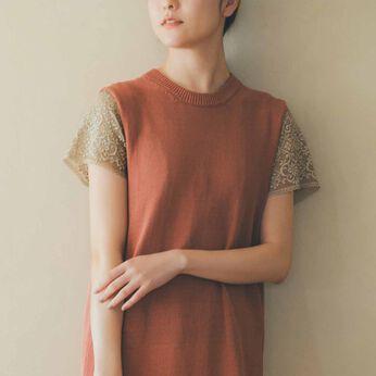 flufeel［フラフィール］ | クロダレースを贅沢にあしらった袖見せトップス