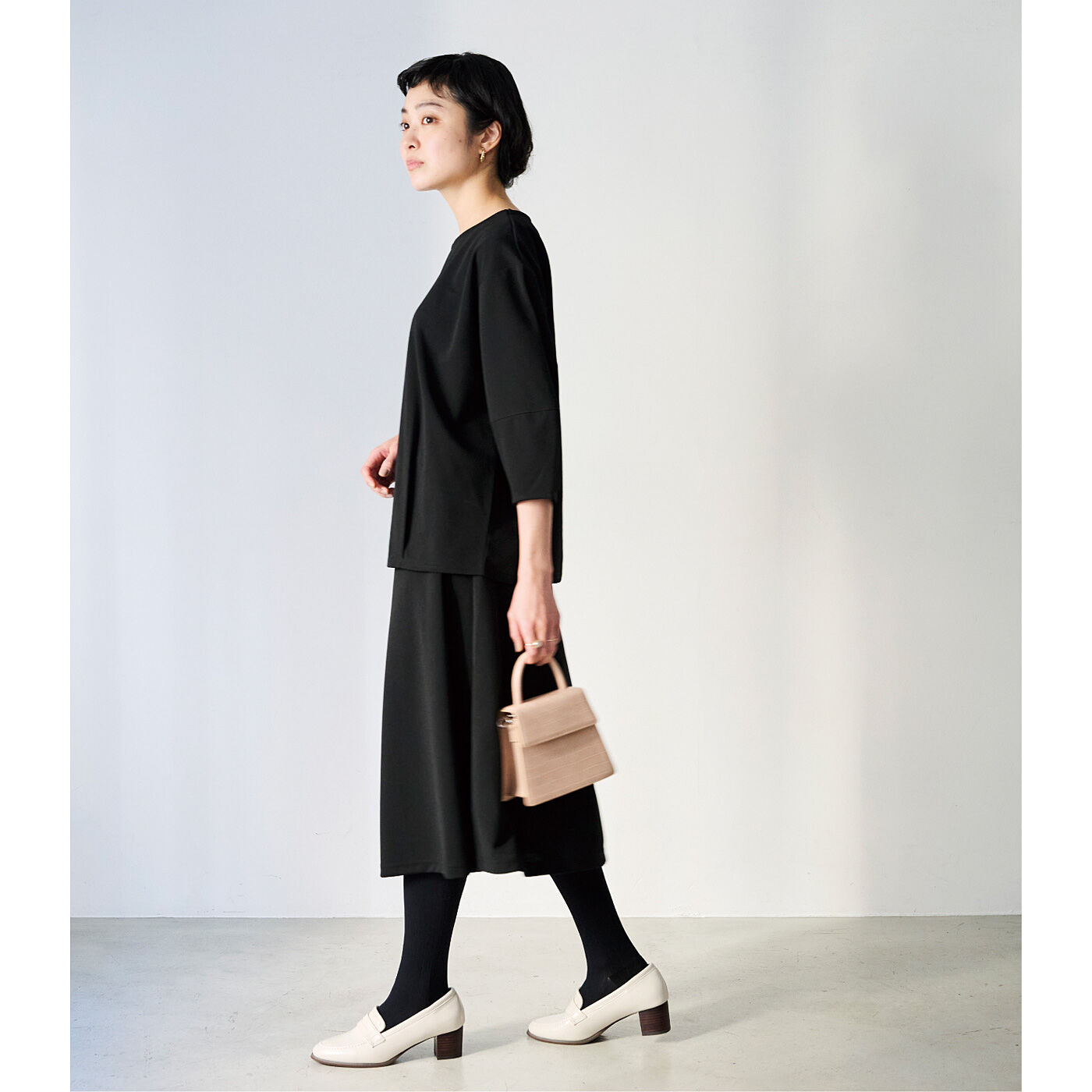 flufeel|二のひざ肉まですっぽりカバー　着圧でスキッとニーハイソックスの会