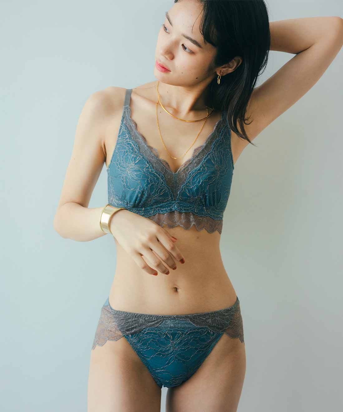 flufeel|肌にシルクのご褒美を 澄んだ夜空に願いを込めて ラメ糸が織りなすきらめきのブラ＆ショーツの会