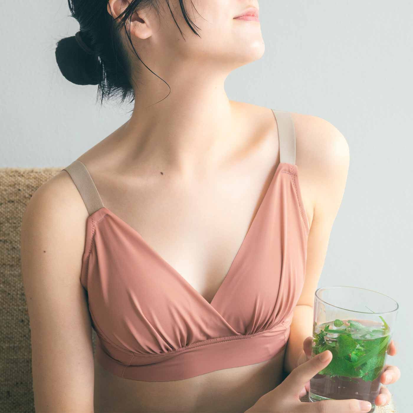 flufeel|肌に溶け込む着け心地 肩までらくな 基礎化粧カシュクールブラの会