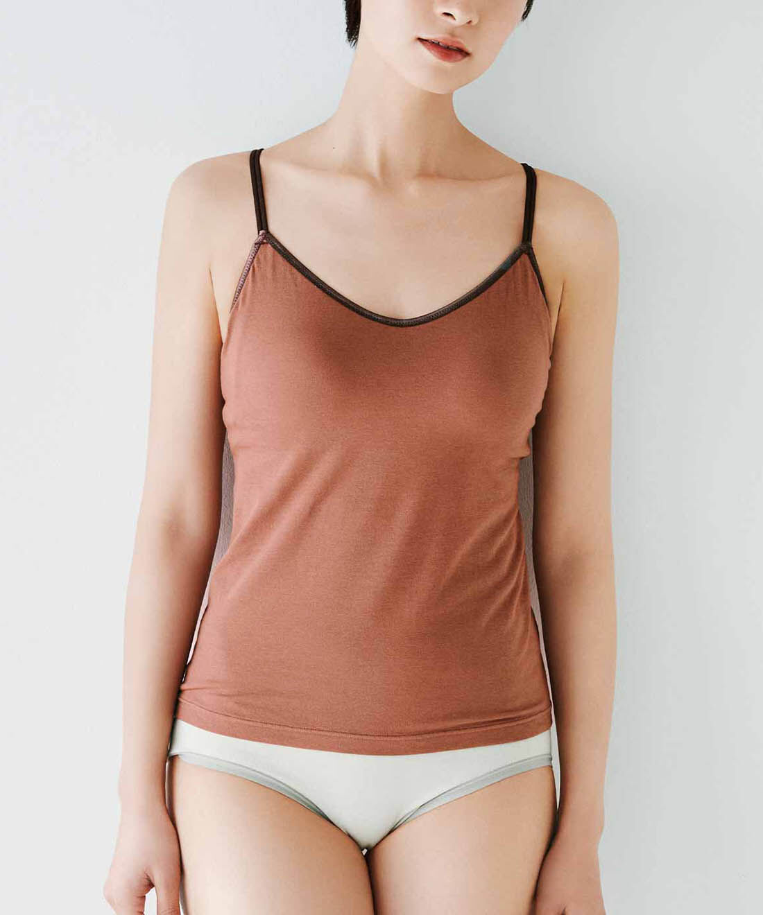 flufeel|一枚ですっきり ホック調整でぴったり ハンサムなブラキャミソールの会