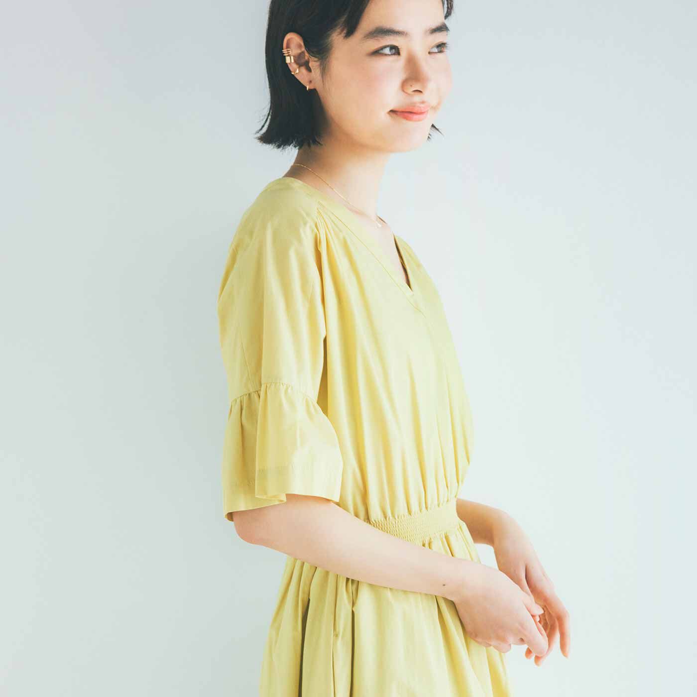 flufeel|ボリュームおさえて フラットブラ〈スーパー〉の会|バストのボリュームをおさえ、ワンピースもすっきり着こなせます。