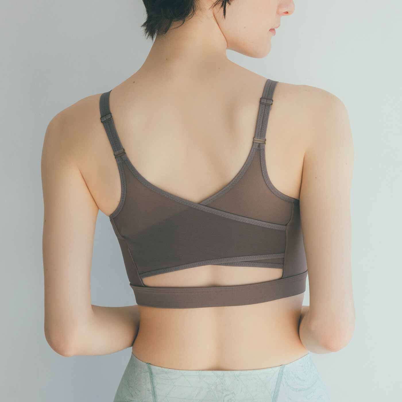 flufeel|スラっとピン！ フロントジッパーでサッと着脱ブラの会