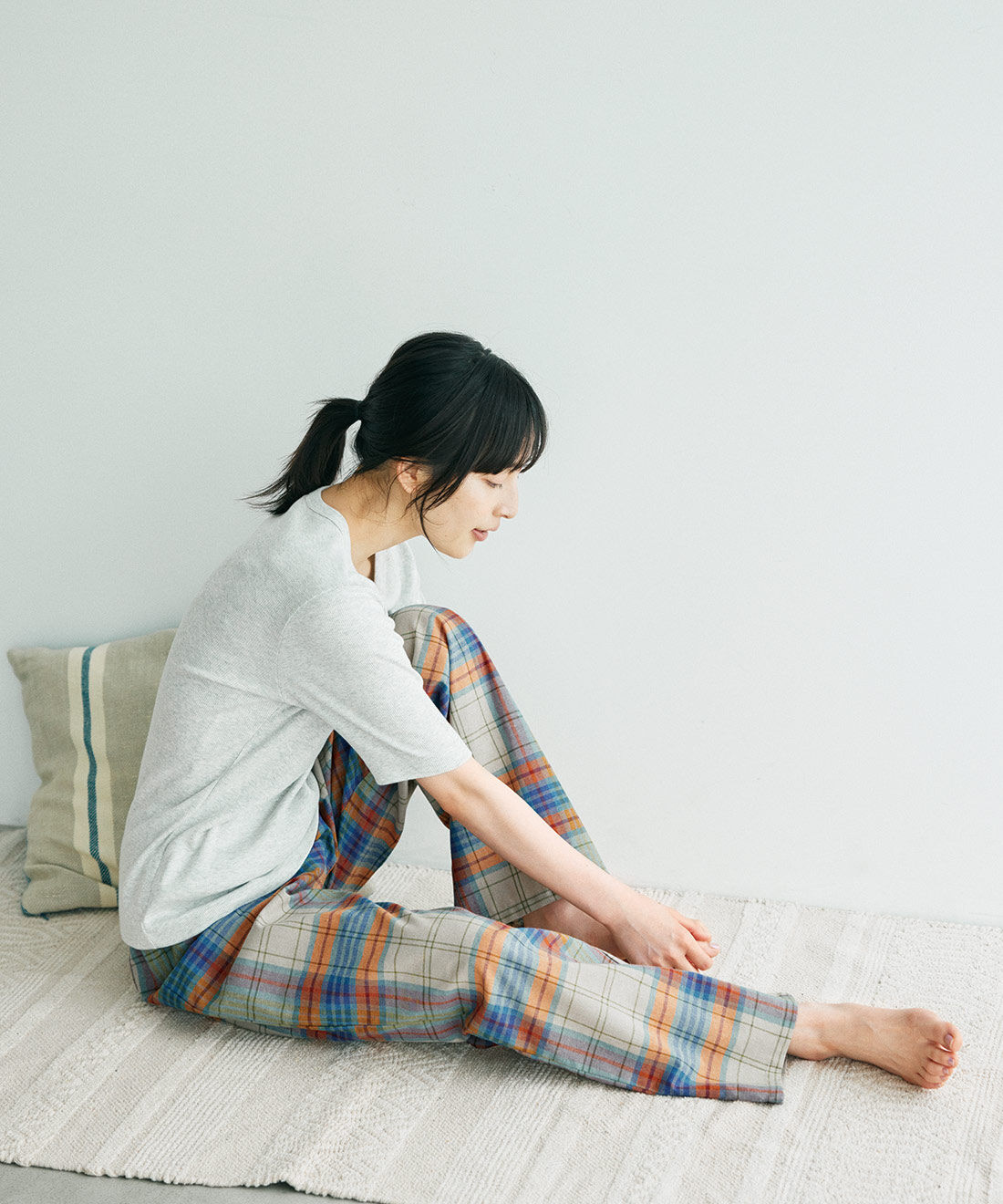 flufeel|残り物には福がある　七色の糸で織り上げたハッピー気分なルームウェア〈パンツ〉の会|パンツウエストは総ゴムでらくちん。