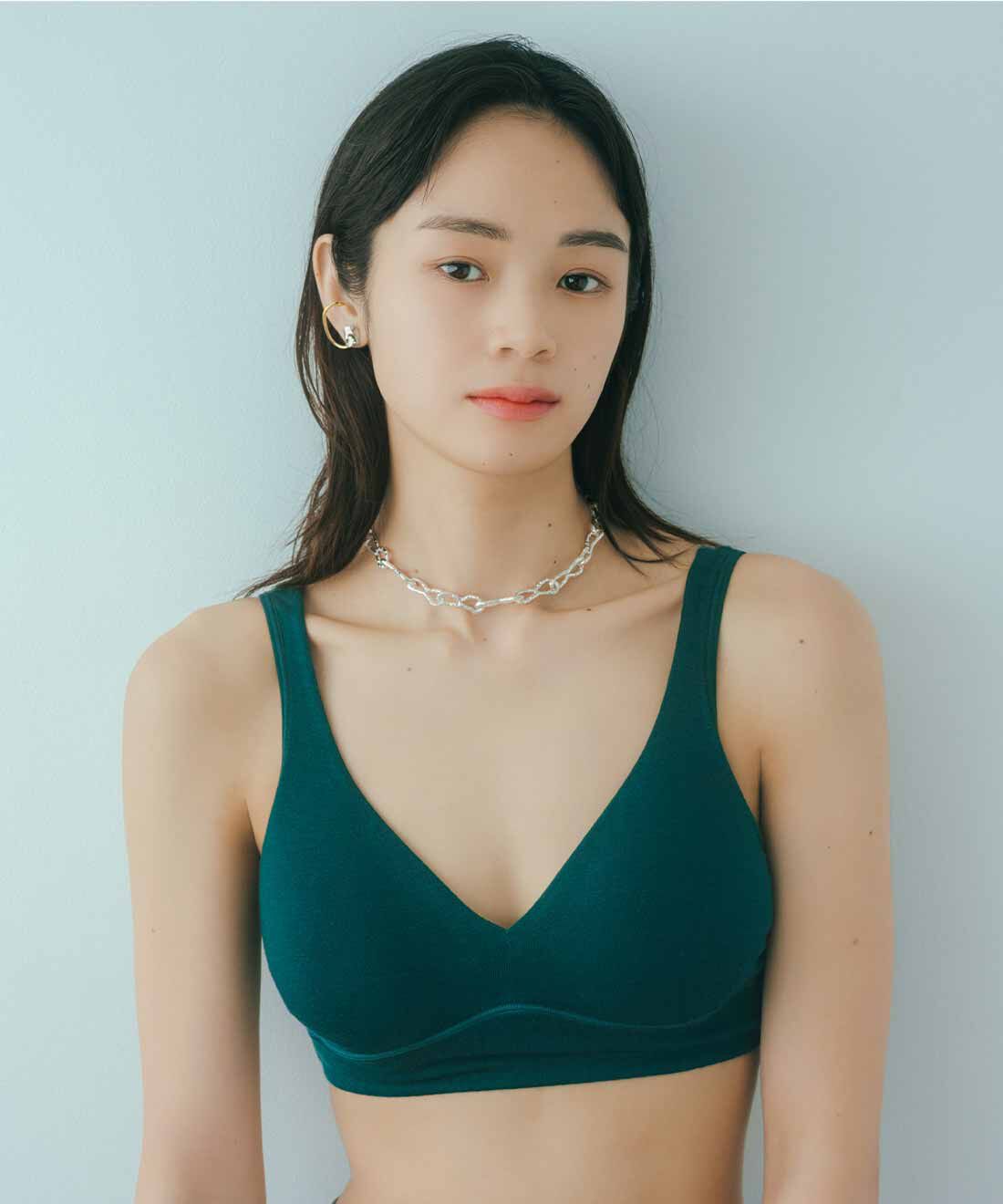 flufeel|ウールの至福 着ている間ずっと快適 優美な曲線のノンワイヤーブラの会