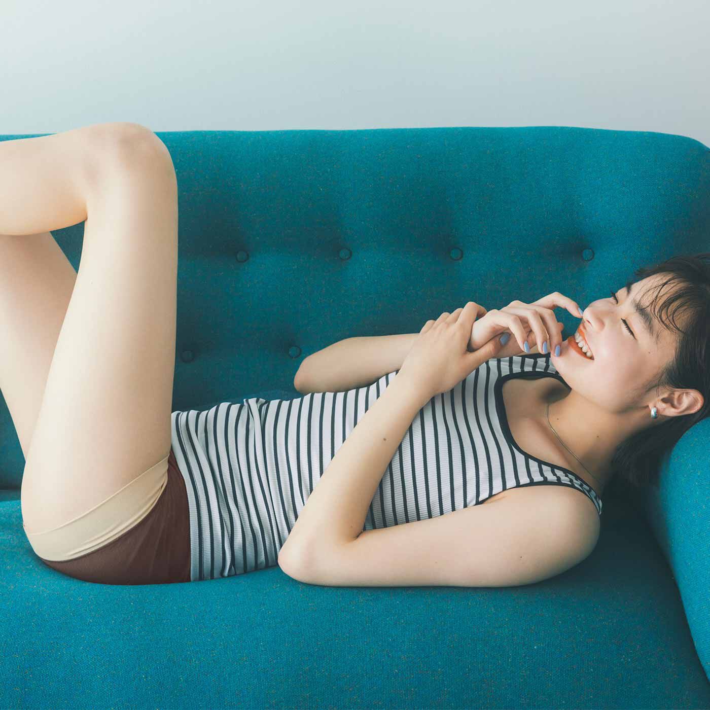 flufeel|秘密のシェイプですっきり 計算された知的見え ボーダー柄ブラタンクの会