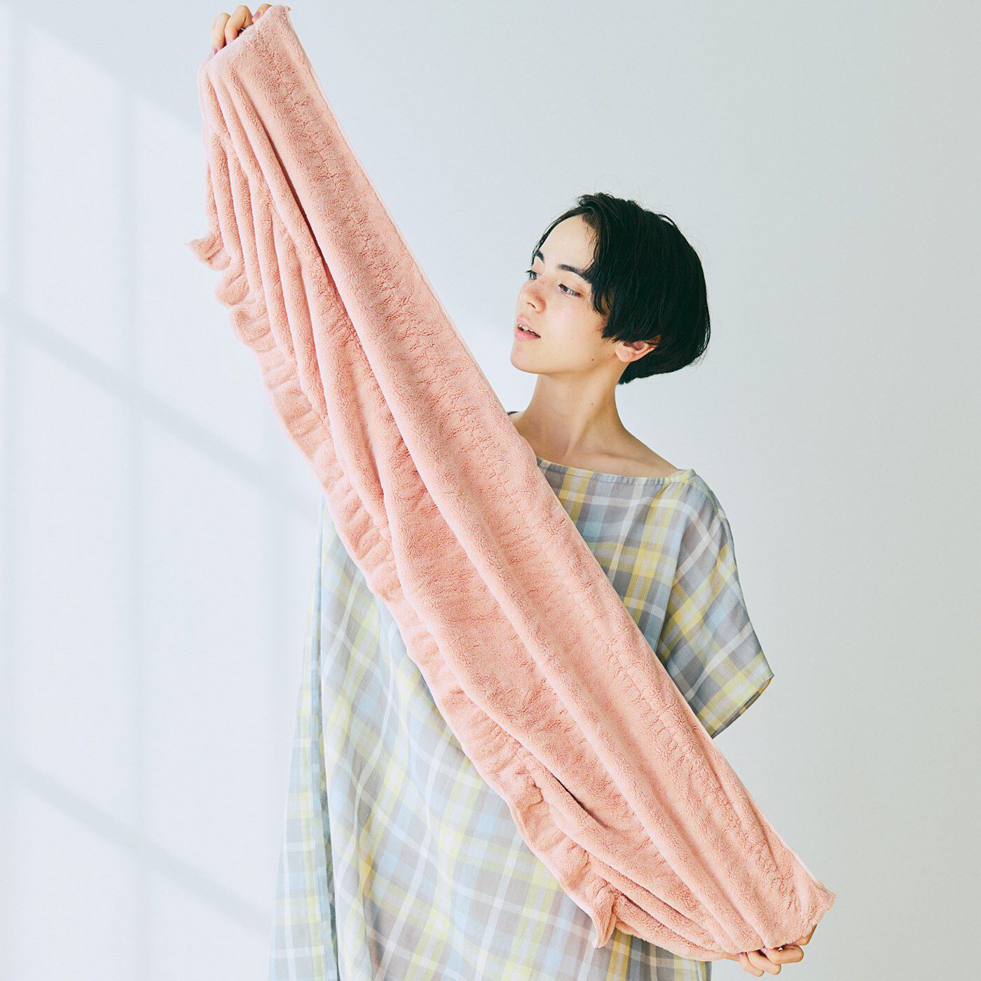 flufeel|しっかり吸水！ 巻くだけピタッ！　ロングヘアドライタオル〈ピンク〉の会|ハンドタオルにも便利なロングサイズ。