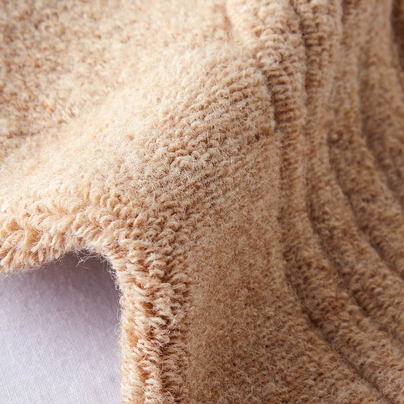 flufeel|小鳥部　小鳥刺しゅうにキュンってあったまる　足首ウォーマー付き　ふかふか裏パイルルームソックスの会|足先を冷やさない高密度パイル編み。