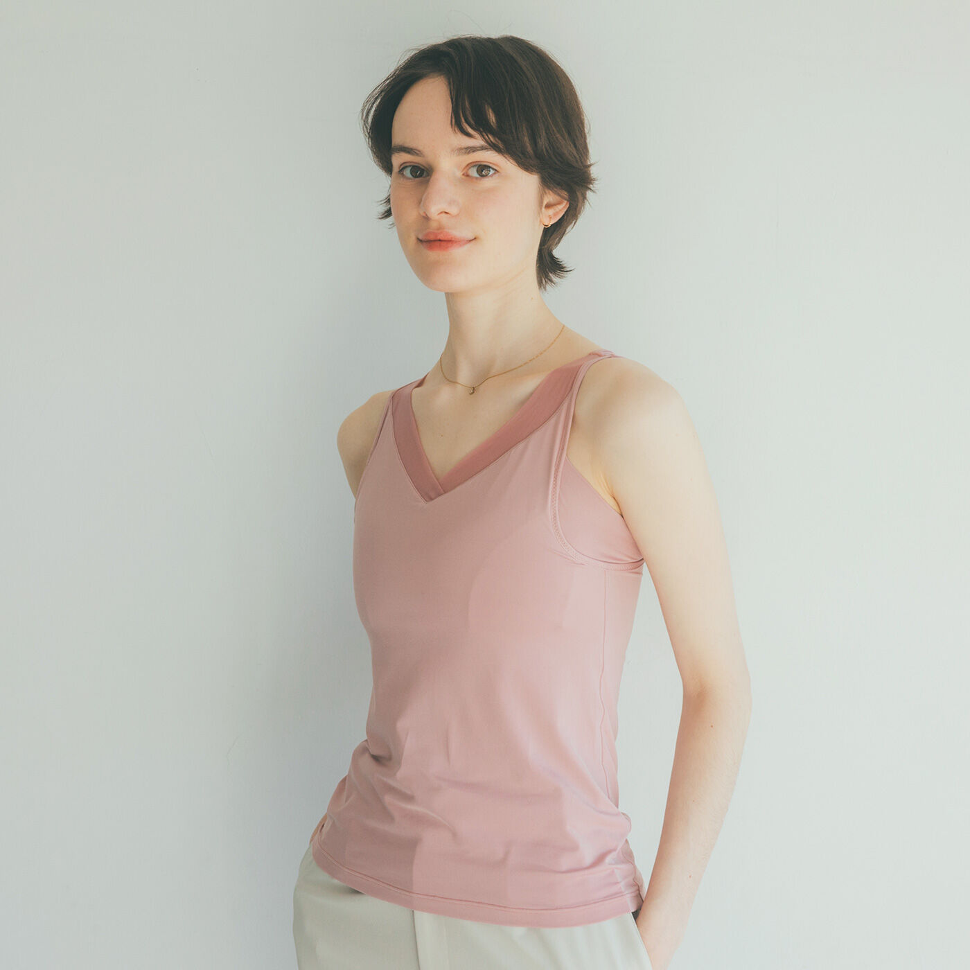 flufeel|スラっとピン！ スーツ姿を応援する　ヨガ気分×フラットブラタンク〈for work〉の会