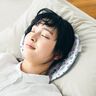 綿とメッシュで首ひんやり お月さまのネックピロー