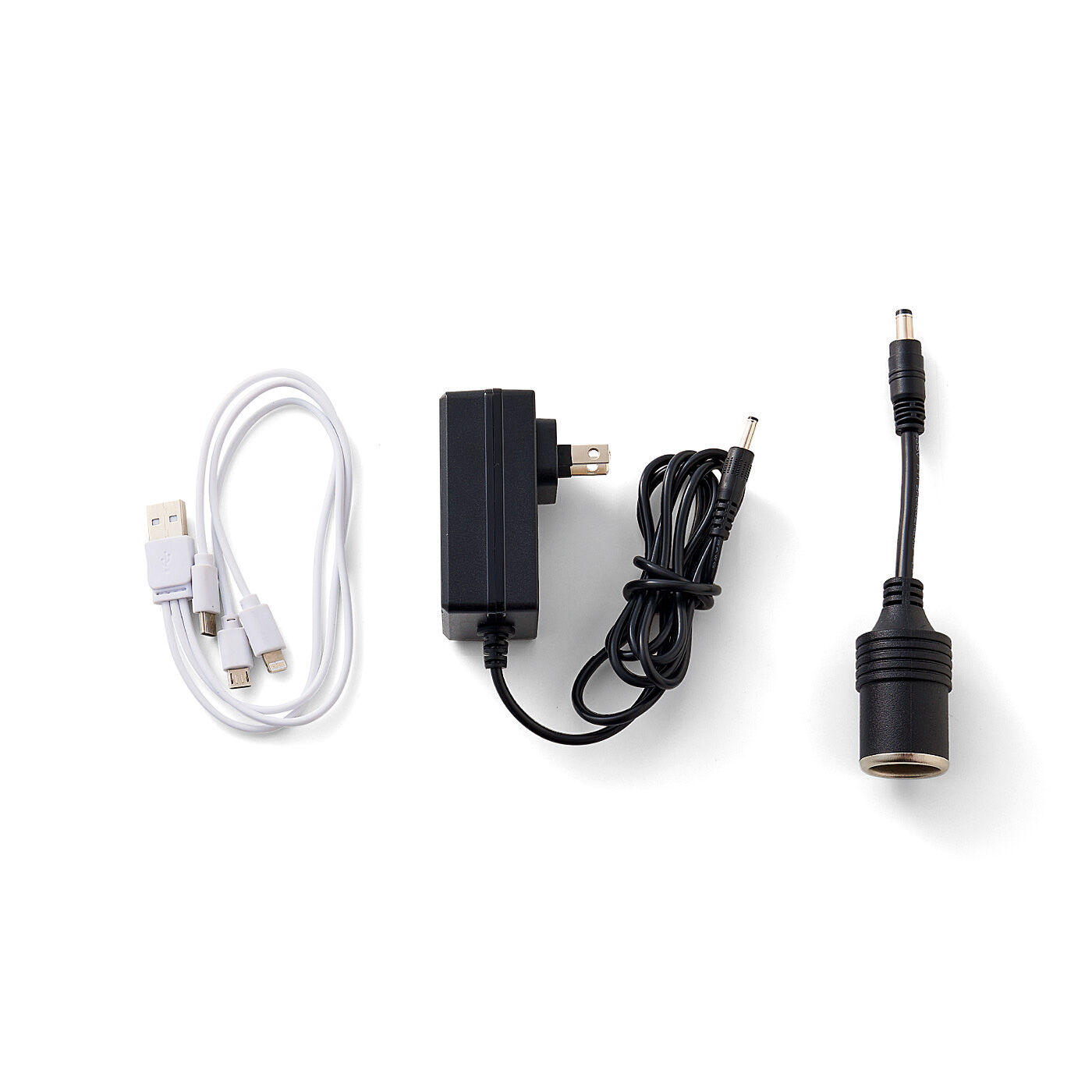 フェリシモの雑貨 Kraso|いざというときの電源確保！　電池要らずの家庭用小型蓄電池 ACコンセント付き 大容量ハイパワーバンク 30000ｍAh|出力用のカーシガレットライターアダプター付き。