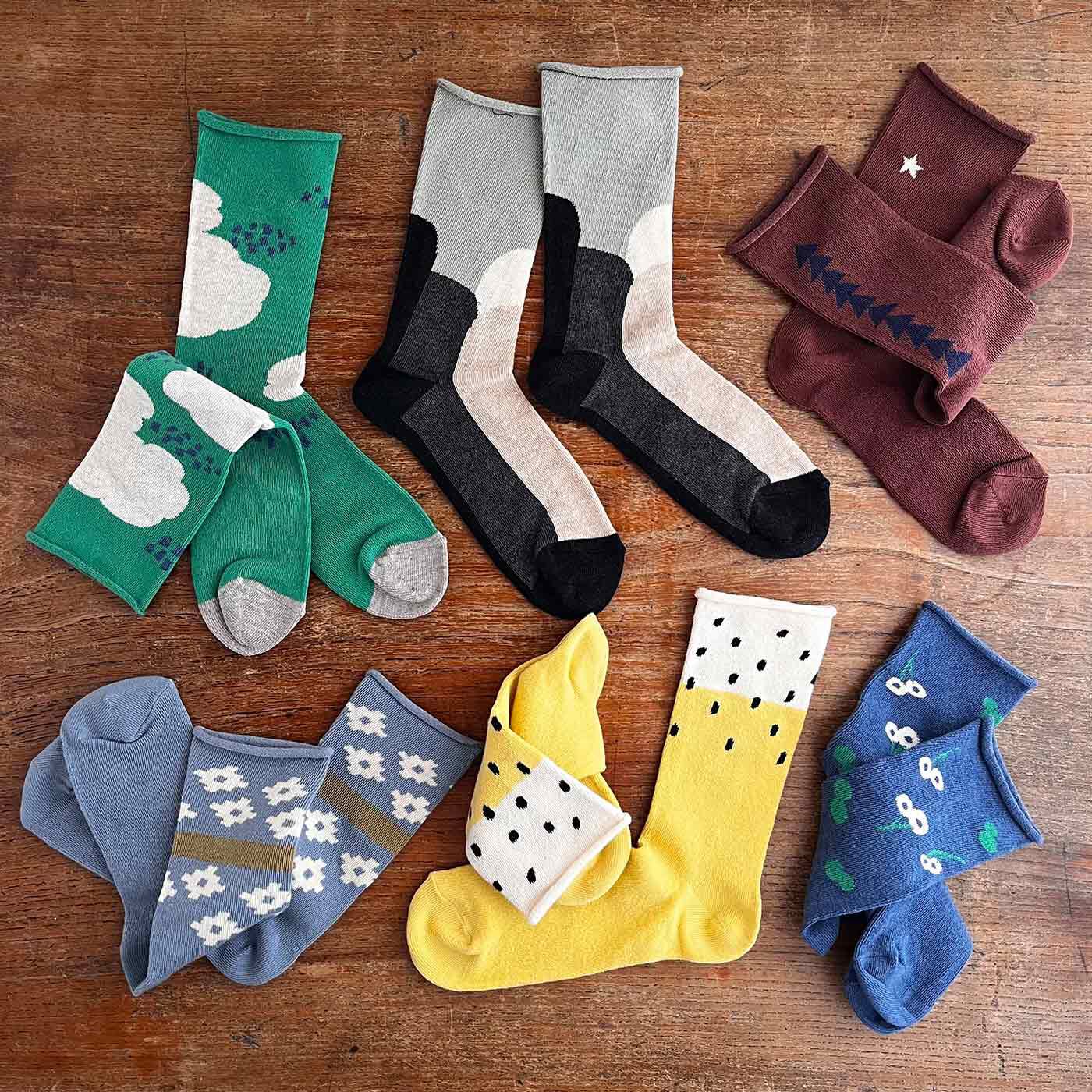 フェリシモの雑貨Kraso［クラソ］|サルビア ゴムなしでやさしいはき心地 ふんわりくつしたの会