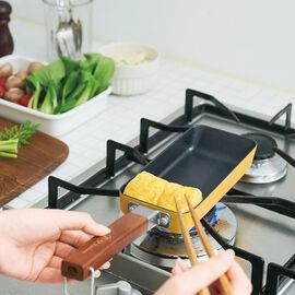 フェリシモの雑貨 Kraso | 卵ひとつできれいな卵焼きができるフライパン