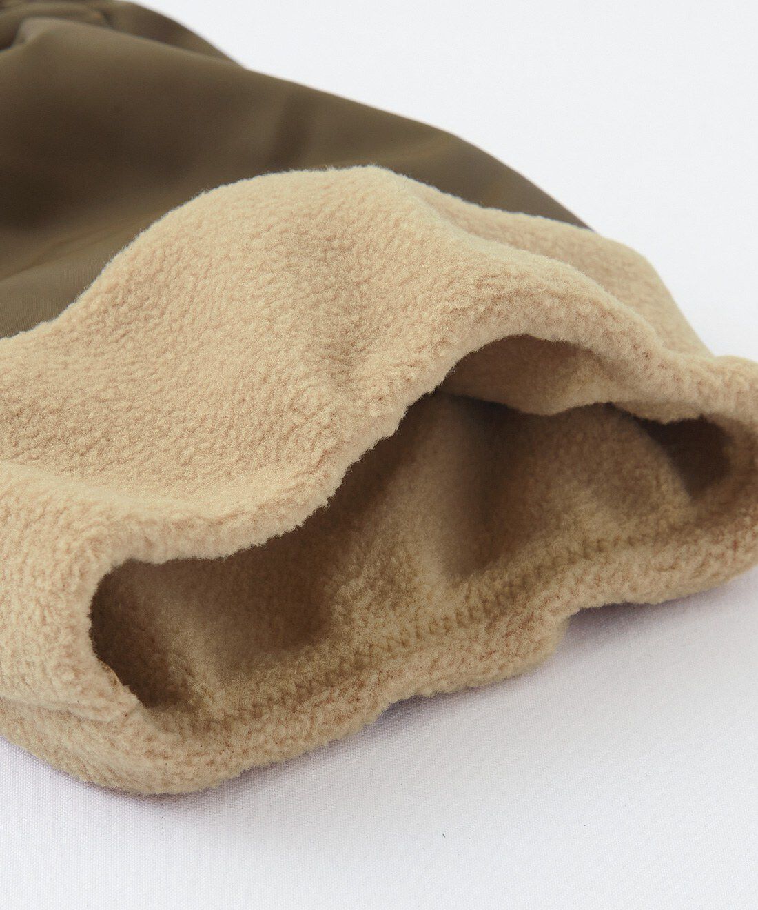 フェリシモの雑貨 Kraso|クーフゥ　洗顔時の袖口の水ぬれへっちゃら　内側フリース素材の撥水アームカバーの会|内側と外側の起毛部分は、フリース素材であったか。