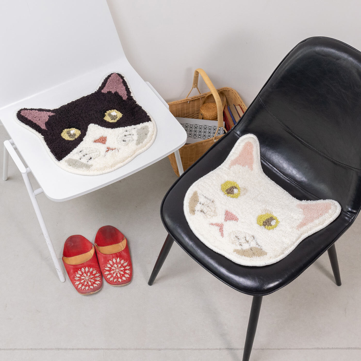 フェリシモの雑貨 Kraso|防ダニ・すべり止め 洗える猫の顔マット〈ネコカオ〉|お申込みタイプ１：ハチワレ お申込みタイプ３：シロ