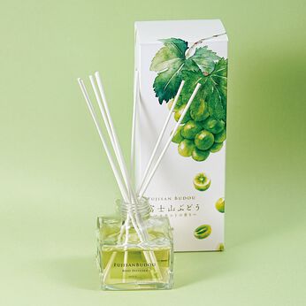 フェリシモの雑貨 Kraso | 富士山ぶどう消臭リードディフューザー