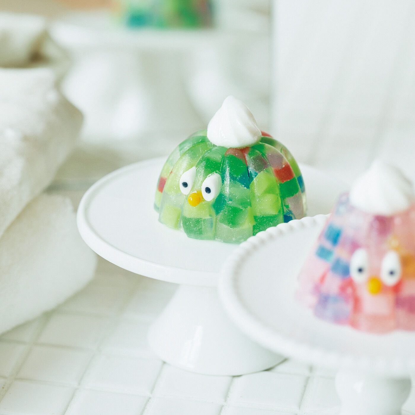 フェリシモの雑貨 Kraso|KAWAII COMPANY　洗面台にカワイイを忍ばせて　カラフルなゼリーのモンスターせっけんの会