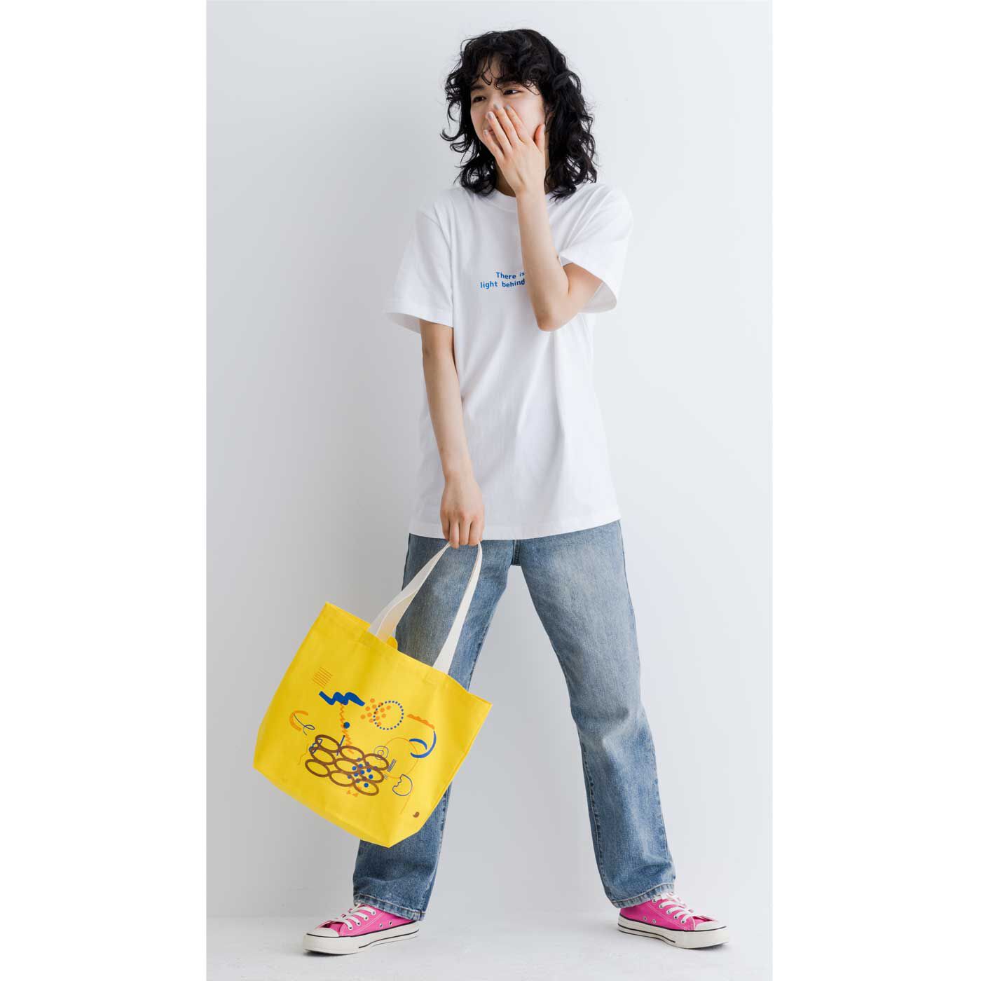 フェリシモの雑貨 Kraso|【数量限定】LIVE WORKS トートバッグ〈イエロー〉|鮮やかなイエロー。持っているだけで気分が上がりそう！