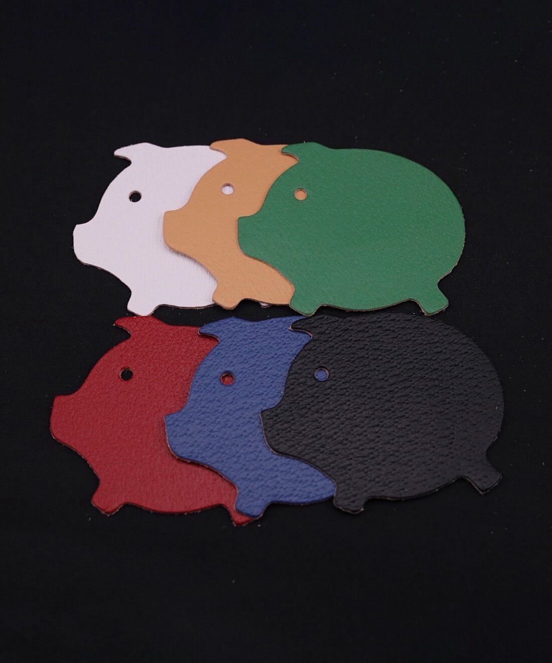 フェリシモの雑貨Kraso［クラソ］|本革三角コインケース WHITE