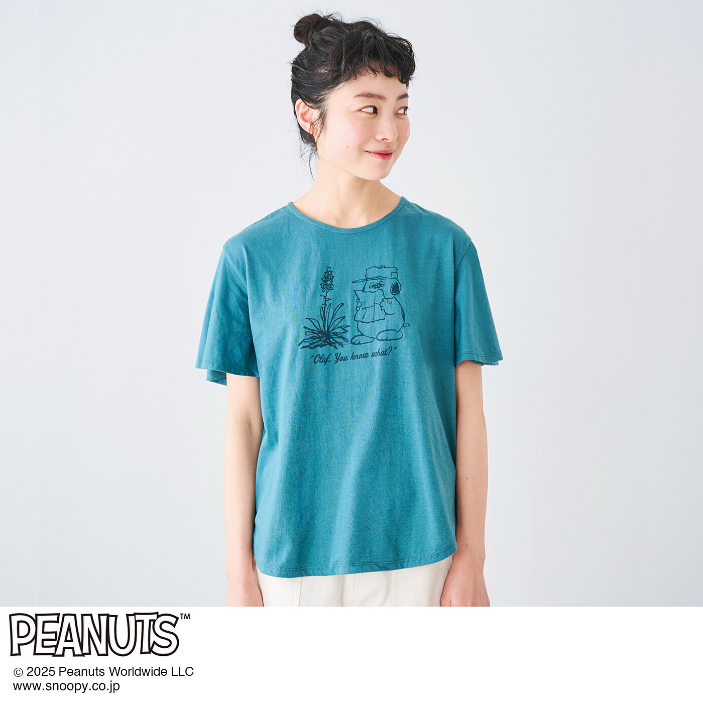 フェリシモの雑貨 Kraso|ＰＥＡＮＵＴＳ　スヌーピーときょうだい　お花のカジュアルフレアースリーブ　トップスの会