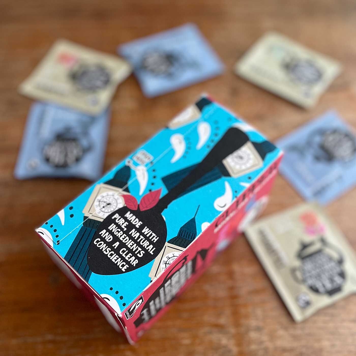 フェリシモの雑貨Kraso［クラソ］|イギリスの人気紅茶ブランド【CLIPPER】オーガニック紅茶・人気の３種類セット〈ティーバッグ18個〉の会