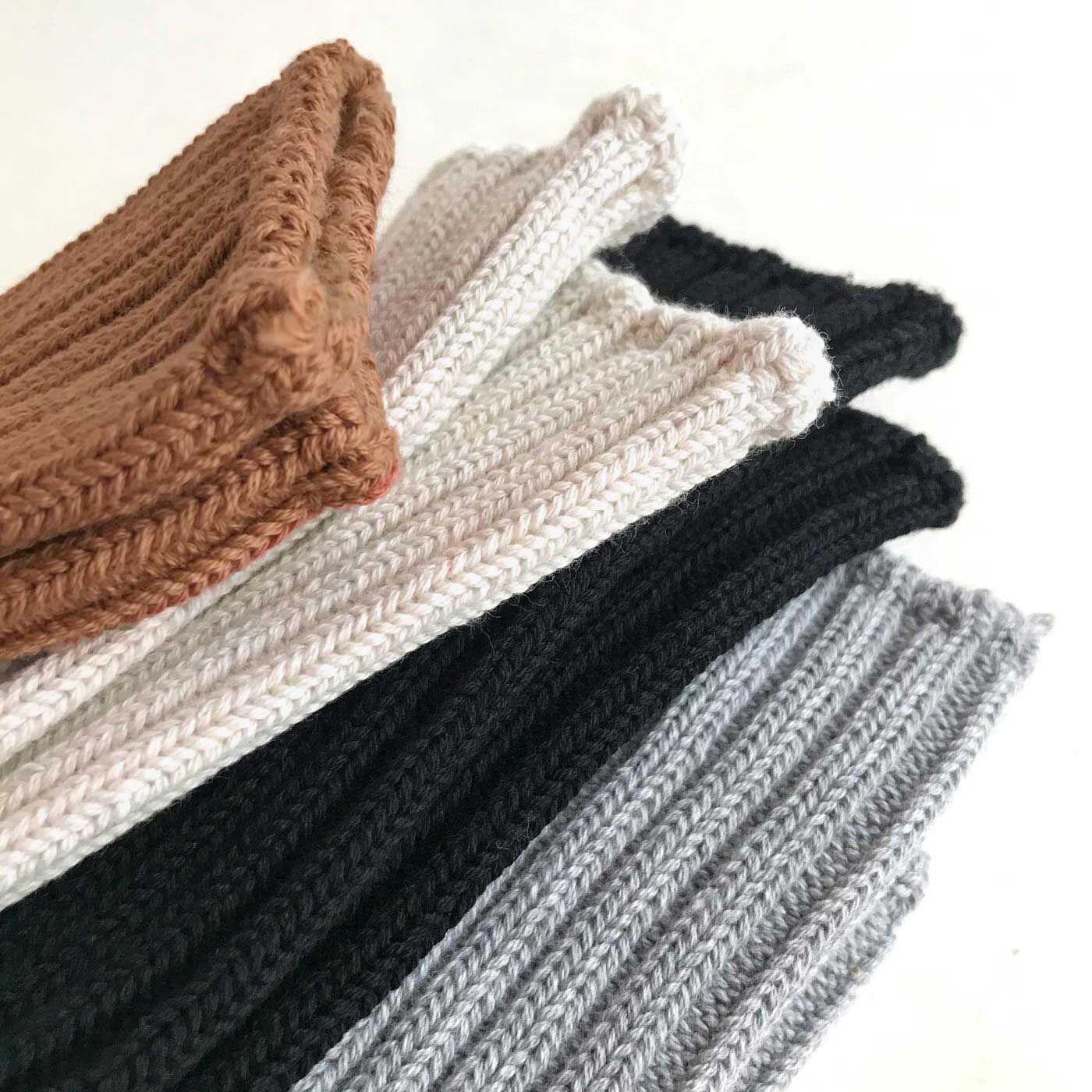 フェリシモの雑貨 Kraso|ふっくらやわらかな履き心地！  やや厚手のコットンリブソックス〈Puffy〉